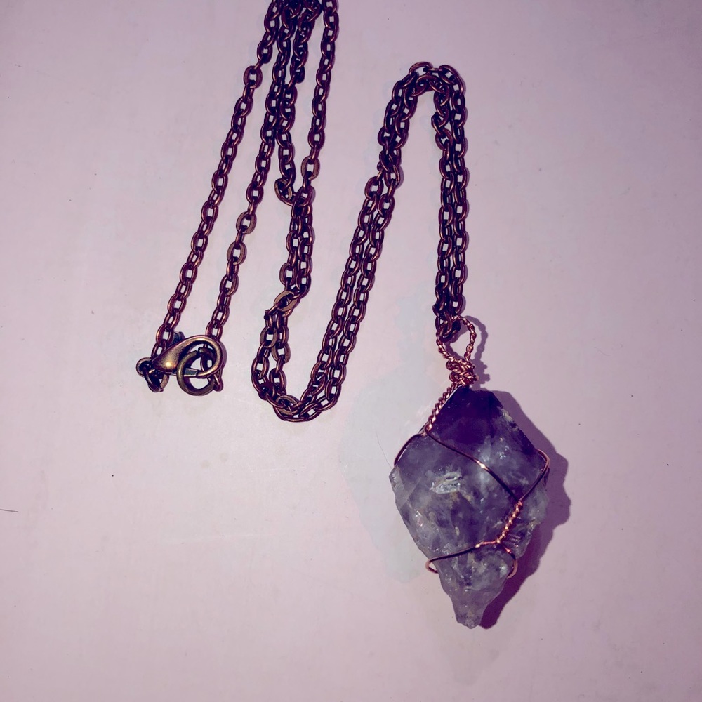 Irregular amethyst pendant necklace
